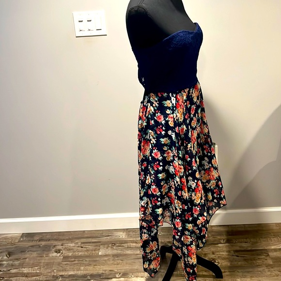 Strapless Navy and Flowery Dress with open back plus size XXL NWT - Picture 4 of 9